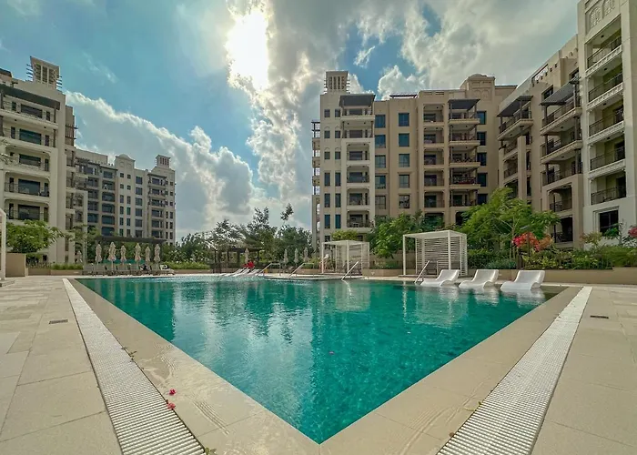 Higuests - Charming Modern Apartment Close To The Souk In Mjl